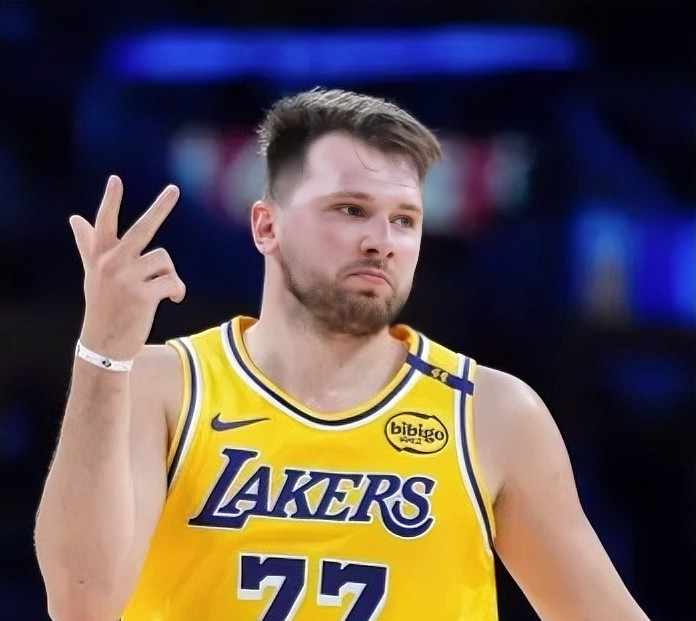 关于东契奇爆冷击败湖人赛后布莱顿调整名单以备欧联，媒体一致点评：广州队围绕西甲伤情更新的信息-亚博娱乐网站