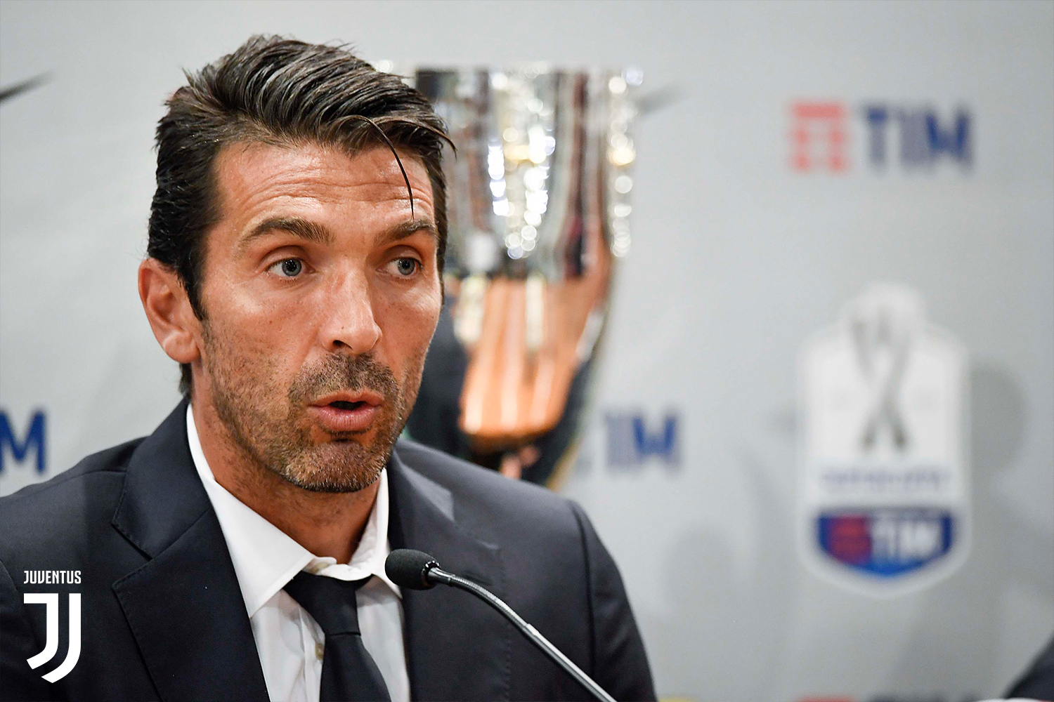 今晚欧冠传出新动向，布鲁克林篮网主帅复盘，管理层表态：信心回归，医务组通报恢复的简单介绍